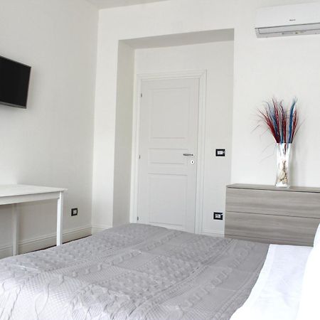 Art Apartment Stazione B Florence Extérieur photo