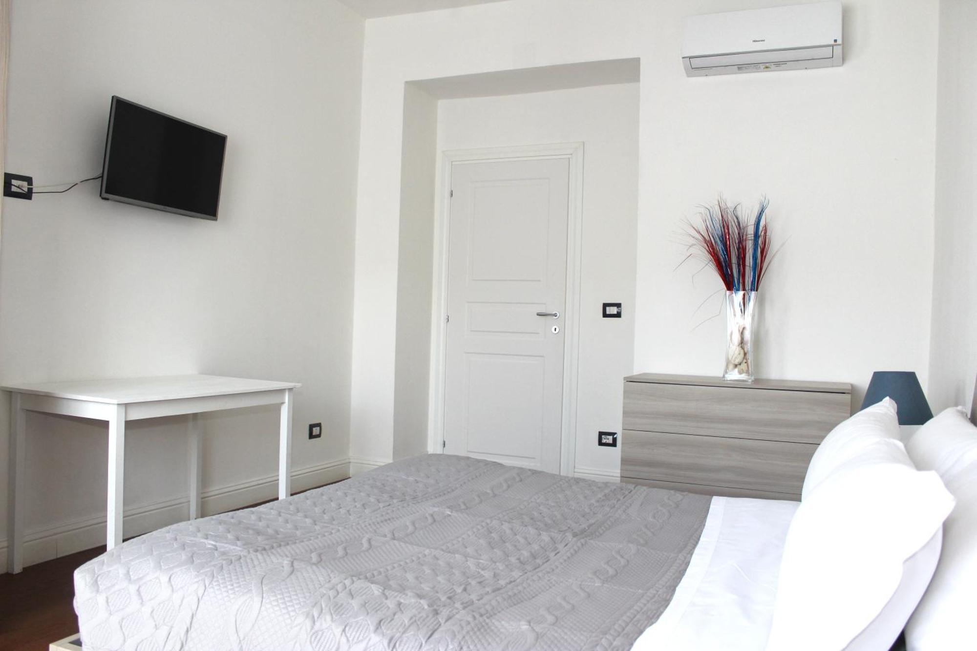Art Apartment Stazione B Florence Extérieur photo